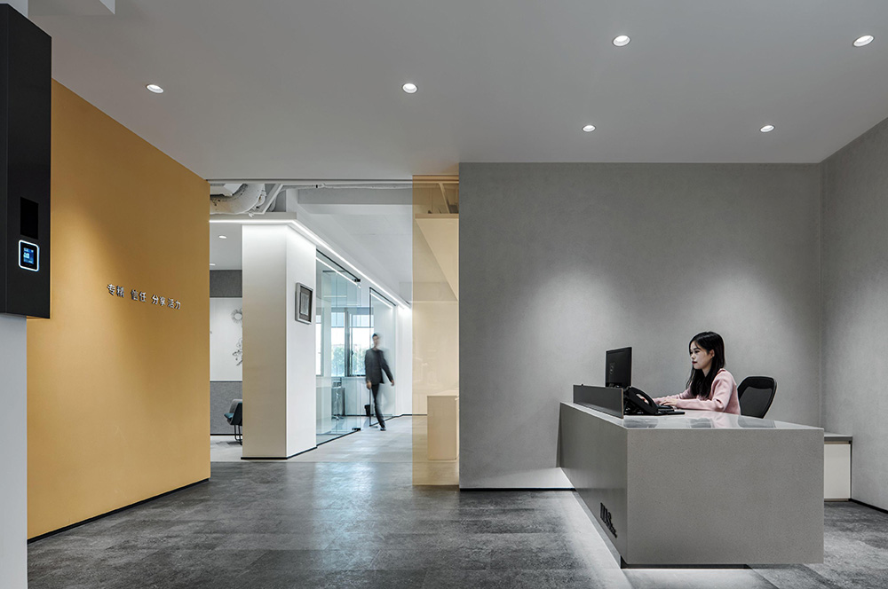 辦公室裝修極簡風格